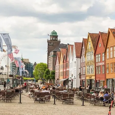 Dinbnb L 500m To Bryggen L Bathtub & New 2017 L Authentic Bergenshus Appartamento