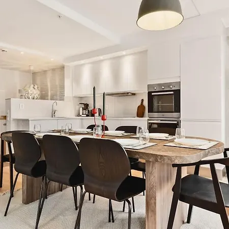 Apartment Dinbnb L 500m To Bryggen L Bathtub & New 2017 L Authentic Bergenshus