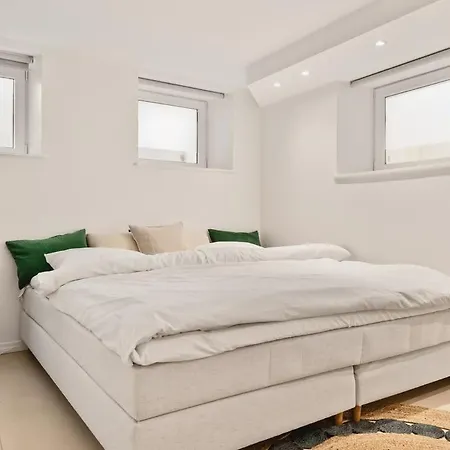 Apartamento Dinbnb L 500m To Bryggen L Bathtub & New 2017 L Authentic Bergenshus Bergen